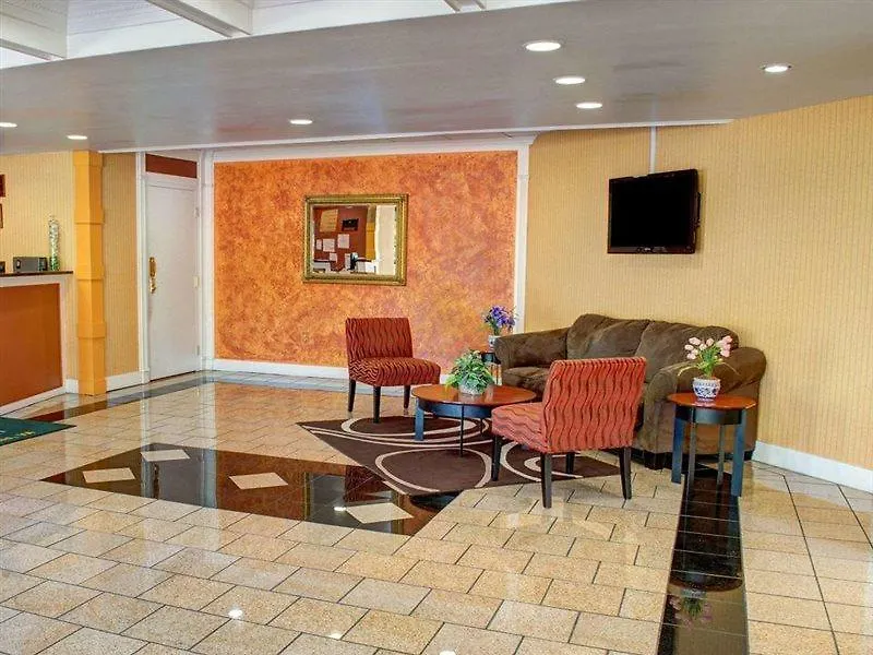 Quality Inn North Yellow Tavern