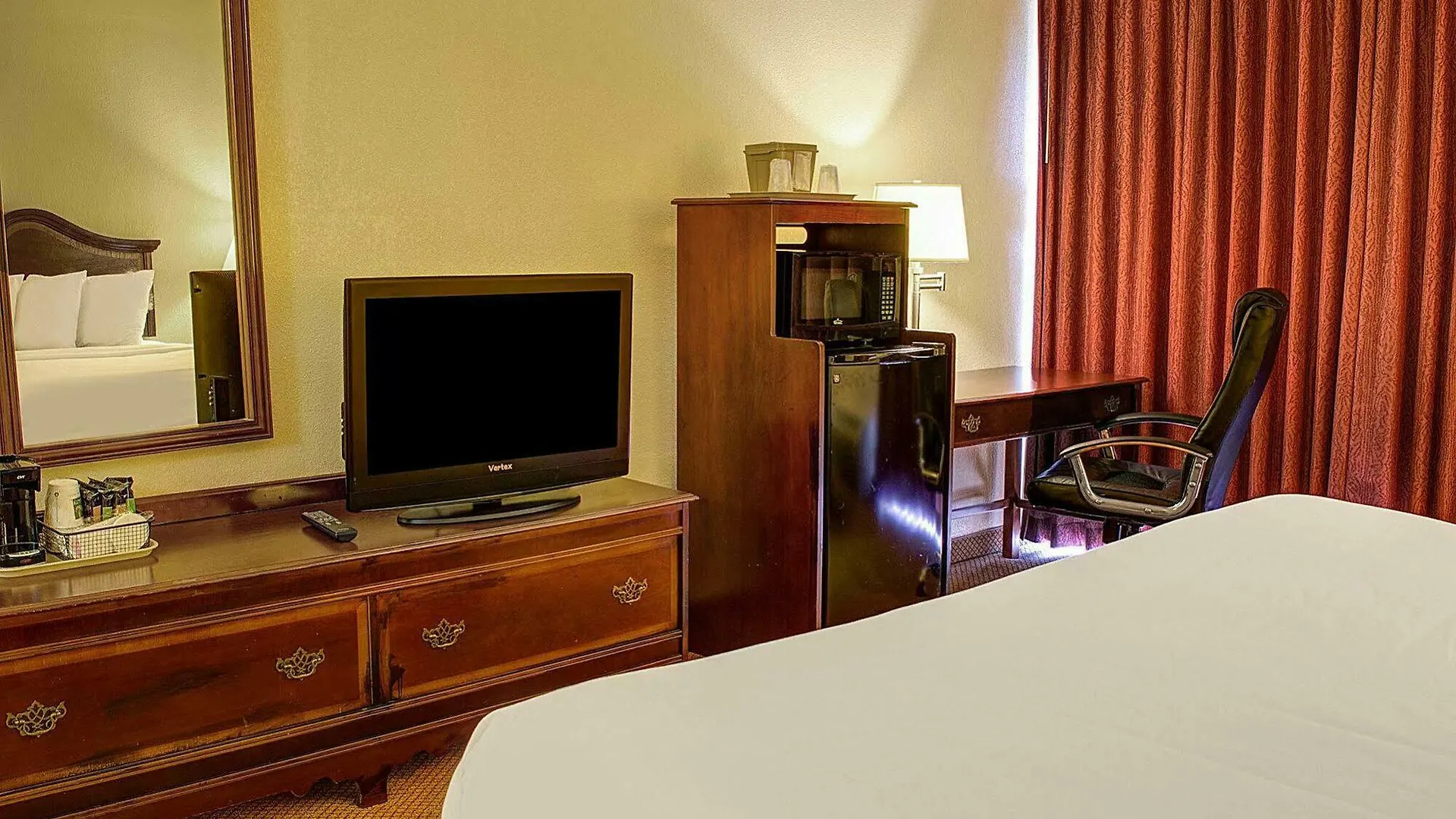 Quality Inn North Richmond 2*,